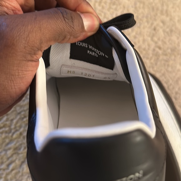 Authentic Louis Vuitton leather shoes Almost New - Picture 4 of 6